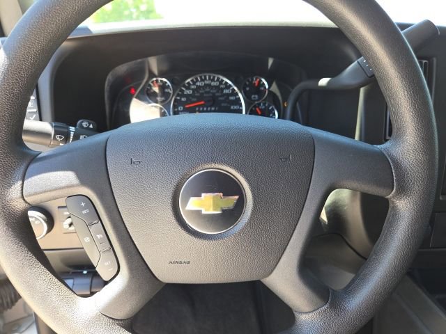 Used 2019 Chevrolet Express 3500 LT w/ LT Preferred Equipment Group RWD image 27