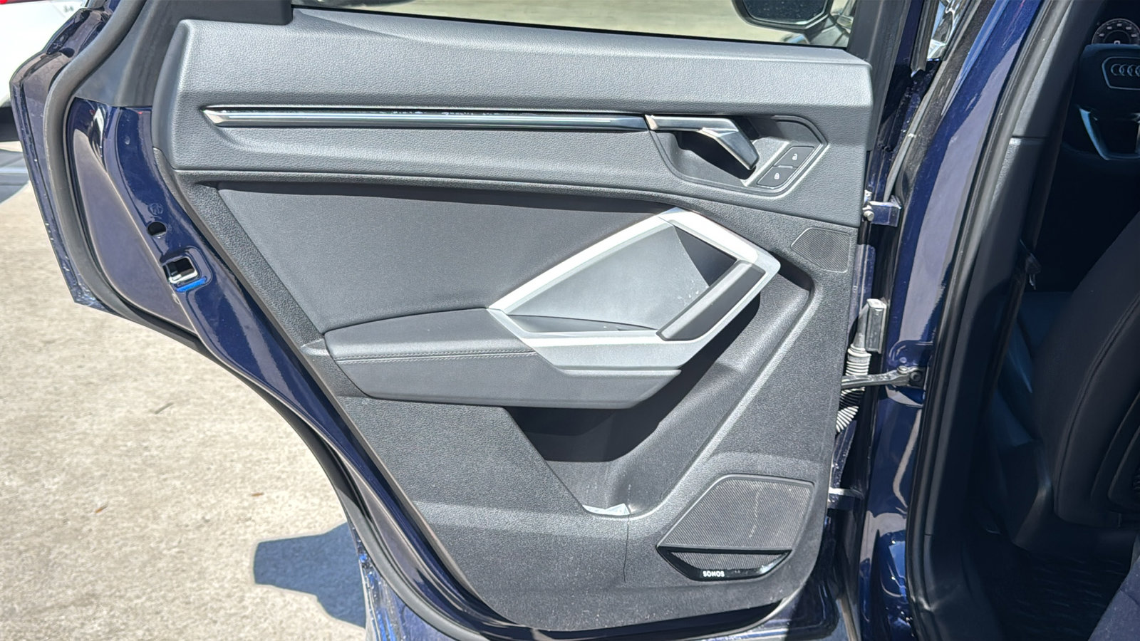 Used 2025 Audi Q3 2.0T Premium Plus w/ Premium Plus Package image 16