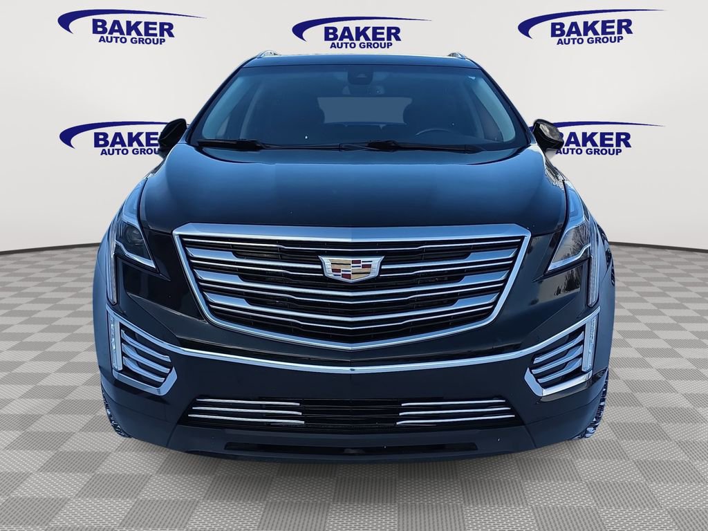 Used 2019 Cadillac XT5 Luxury w/ Trailering Package image 2