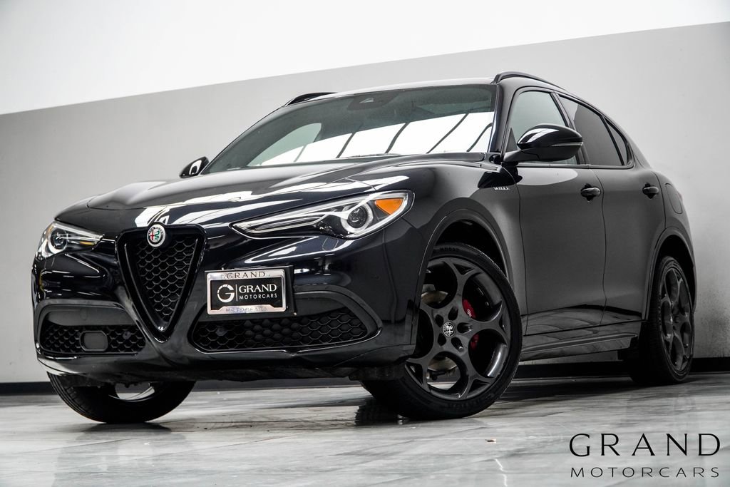 Used 2023 Alfa Romeo Stelvio Veloce