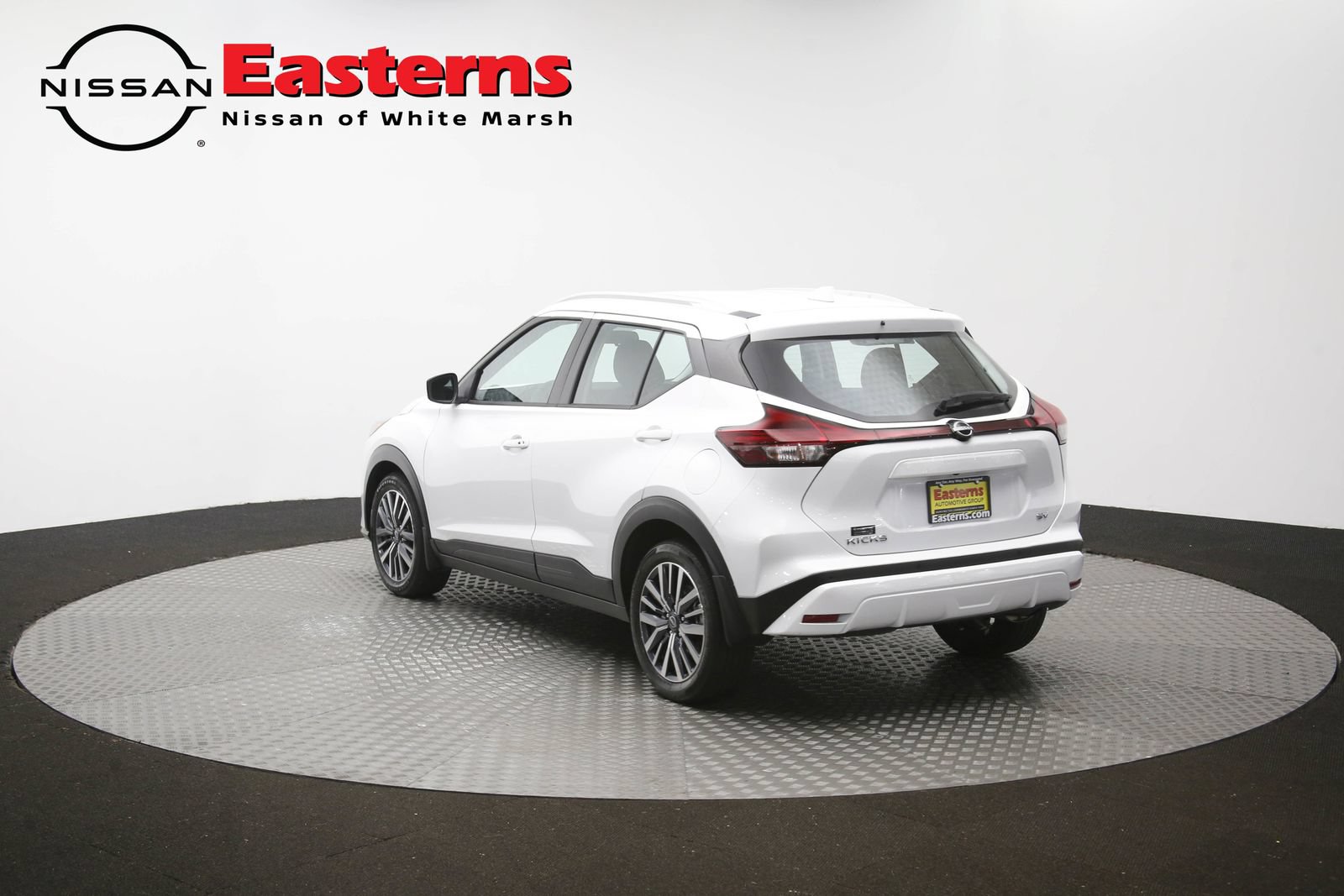 Used 2024 Nissan Kicks SV FWD image 63