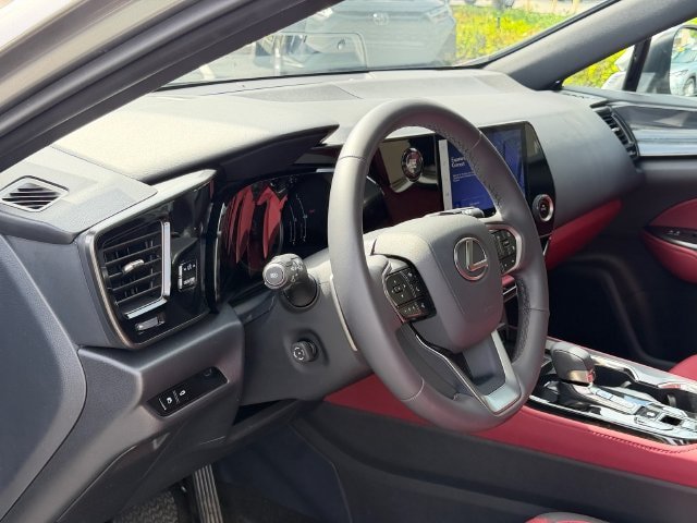 Used 2025 Lexus NX 250 FWD w/ Accessory Package (Z2) image 12