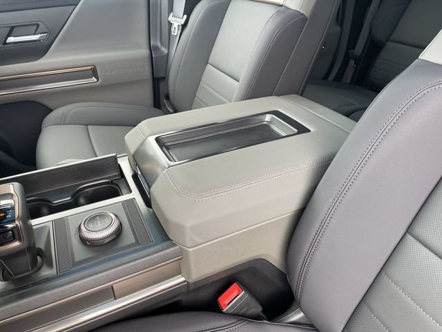 New 2025 GMC Hummer EV 2X w/ LPO, Cargo Utility Package AWD/4WD image 20