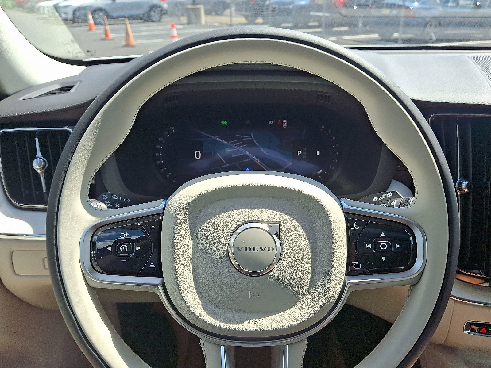 New 2026 Volvo XC60 B5 Ultra w/ Climate Package image 16