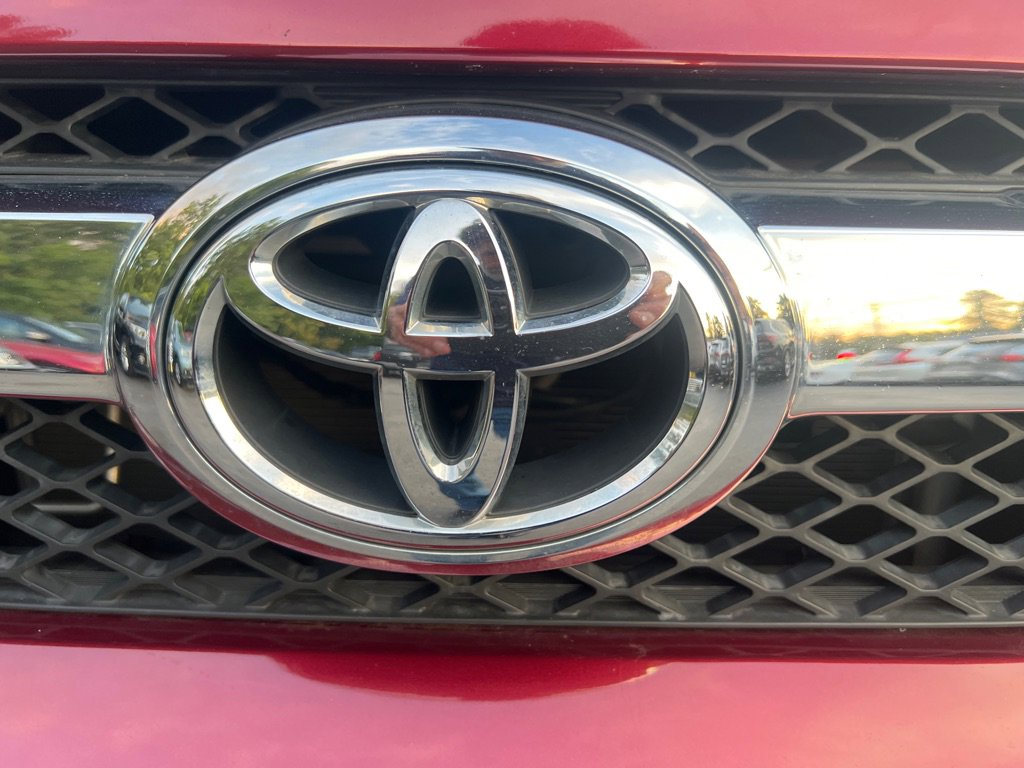 Used 2011 Toyota 4Runner SR5 image 40