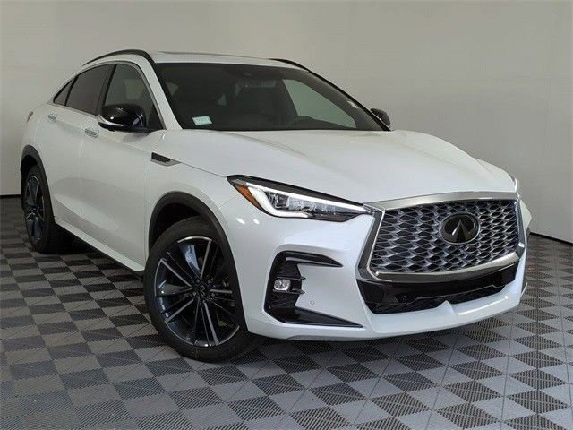 Certified 2025 INFINITI QX55 Essential AWD/4WD image 2