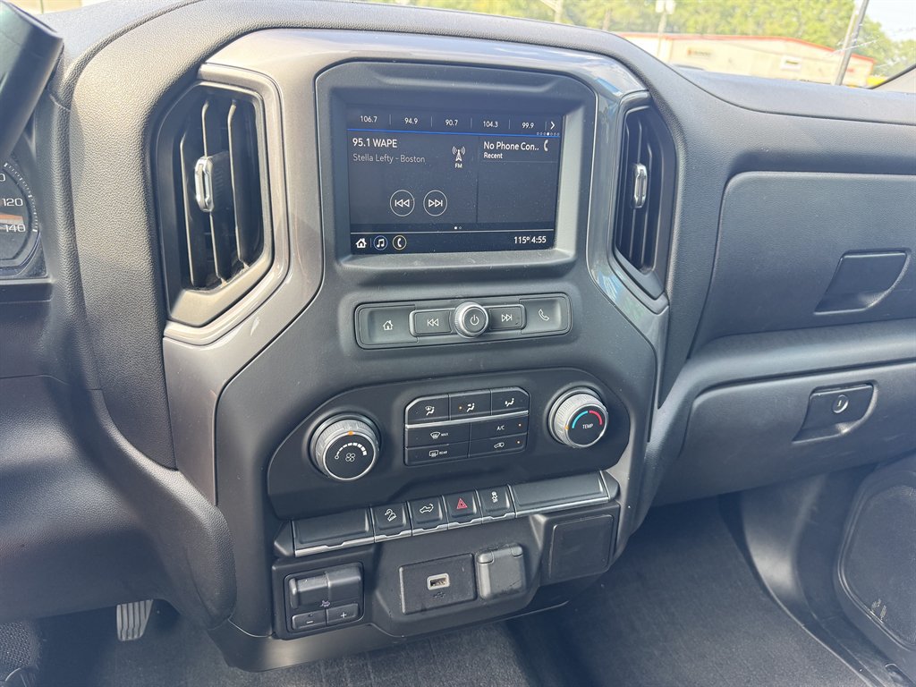 Used 2019 Chevrolet Silverado 1500 Custom Trail Boss w/ Custom Convenience Package AWD/4WD image 8