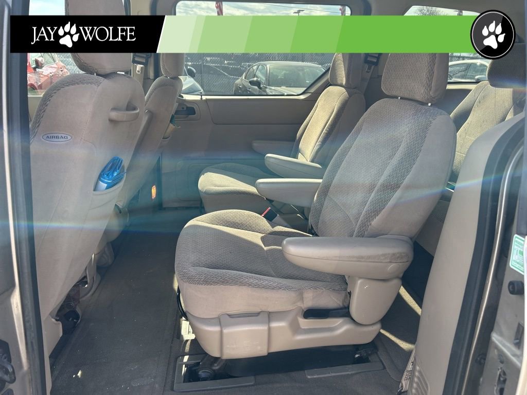 Used 2002 Ford Windstar LX image 11