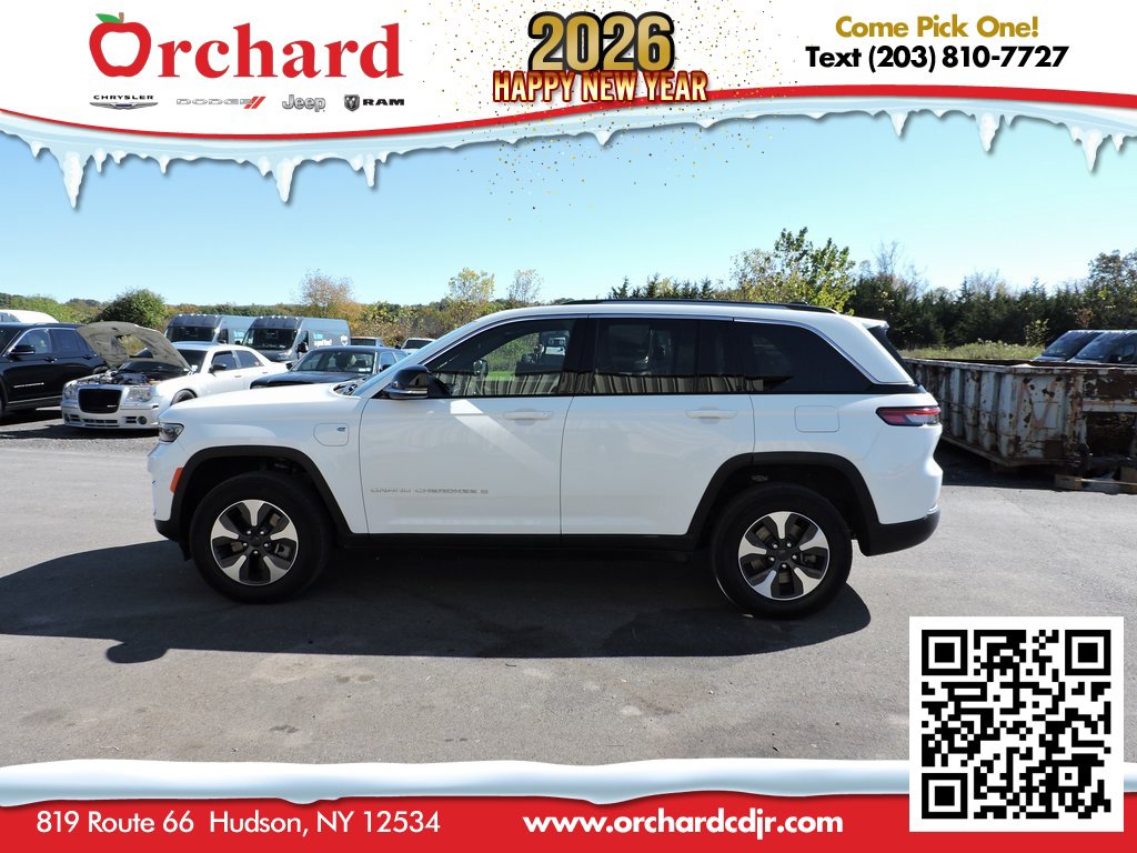 Used 2022 Jeep Grand Cherokee Limited 4xe image 10