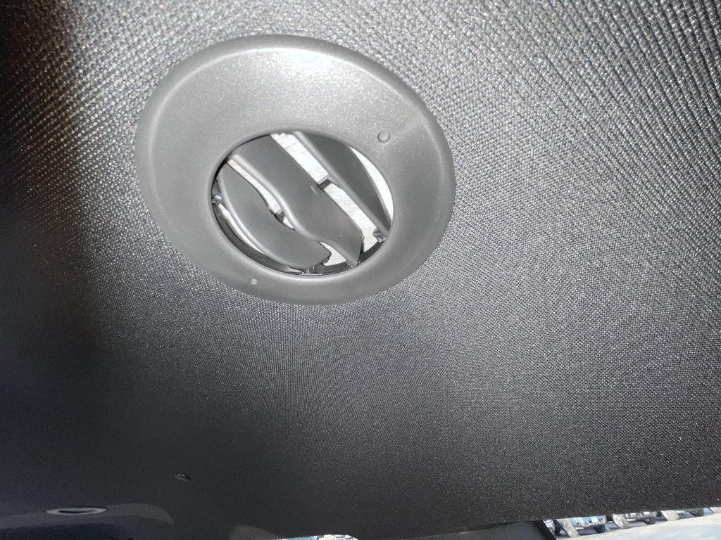 New 2026 GMC Acadia AT4 image 27