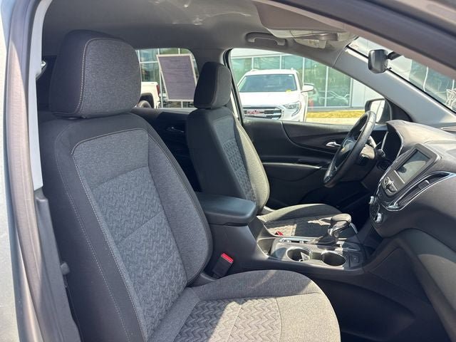 Used 2024 Chevrolet Equinox LT w/ LPO, Floor Liner Package FWD image 19