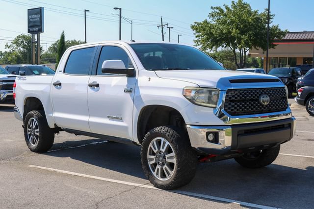 Used 2019 Toyota Tundra SR5 w/ SR5 Upgrade Package AWD/4WD image 1