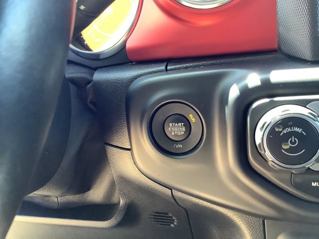 Used 2021 Jeep Wrangler Unlimited Rubicon AWD/4WD image 16