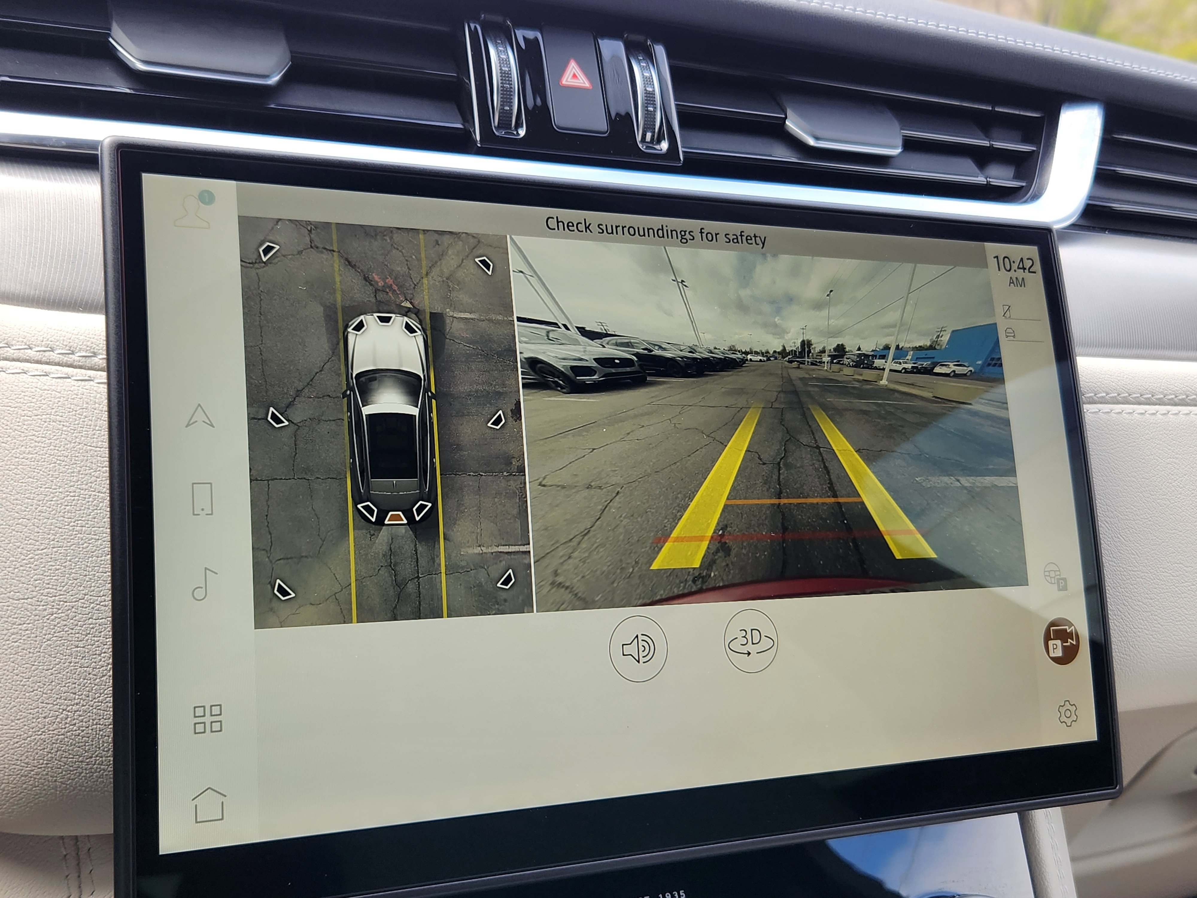 Certified 2026 Jaguar F-PACE R-Dynamic S AWD/4WD image 29