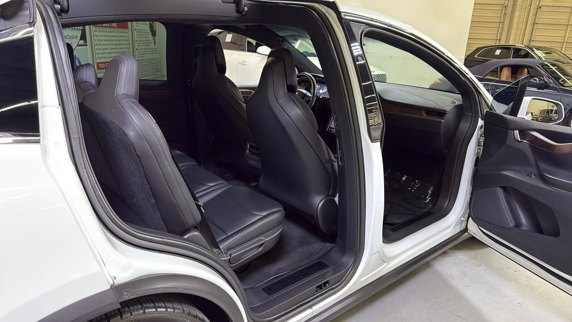 Used 2018 Tesla Model X 75D AWD/4WD image 20
