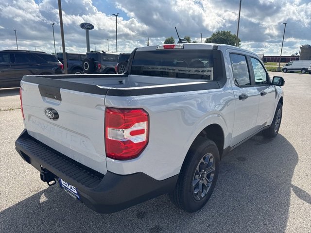 New 2025 Ford Maverick XLT w/ XLT Luxury Package image 3