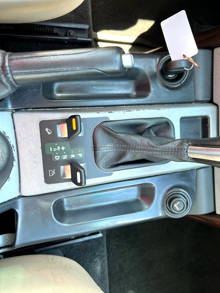 Used 2006 Land Rover Range Rover HSE image 21