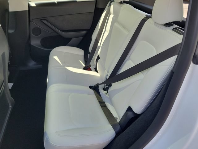 Used 2023 Tesla Model Y Long Range AWD/4WD image 21