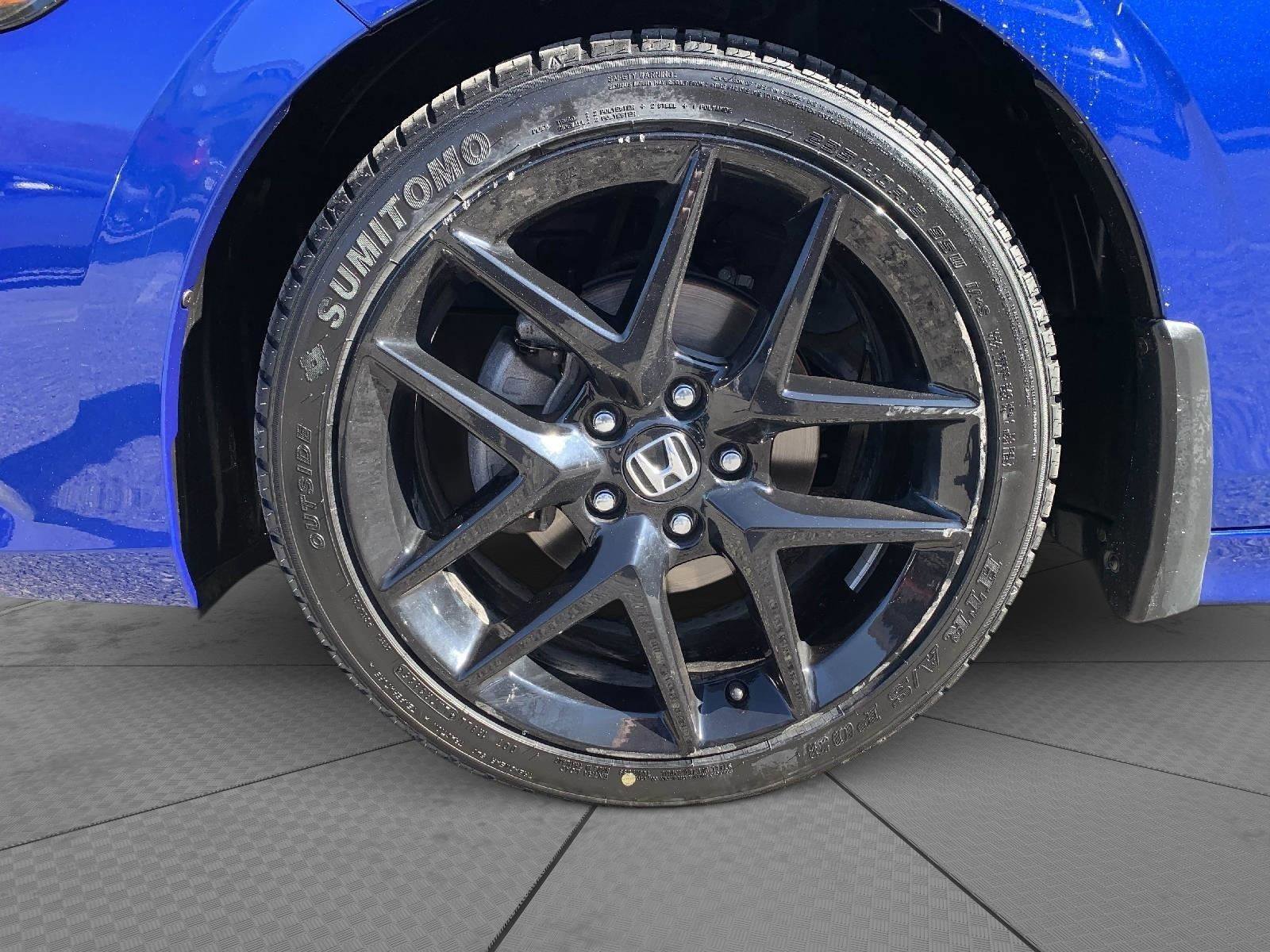 Used 2023 Honda Civic Sport image 9