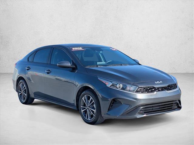 Used 2024 Kia Forte LXS FWD image 3