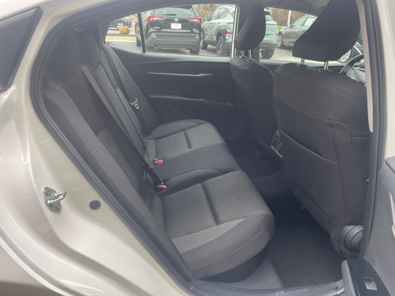 Used 2025 Toyota Camry LE image 24