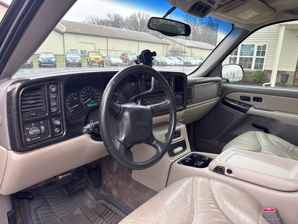 Used 2002 GMC Yukon XL SLT AWD/4WD image 15