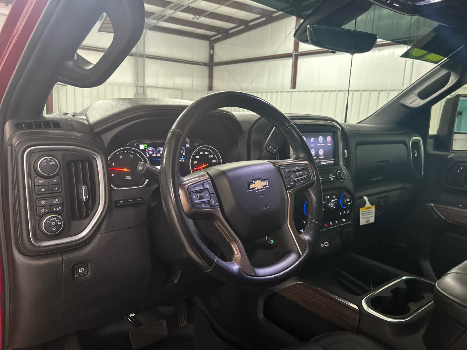 Used 2020 Chevrolet Silverado 2500 High Country w/ Technology Package image 25