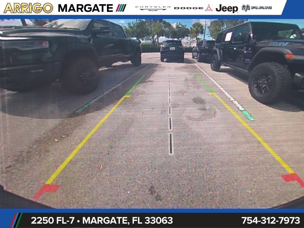 Used 2022 Jeep Gladiator Overland w/ Popular Equipment Package AWD/4WD image 22