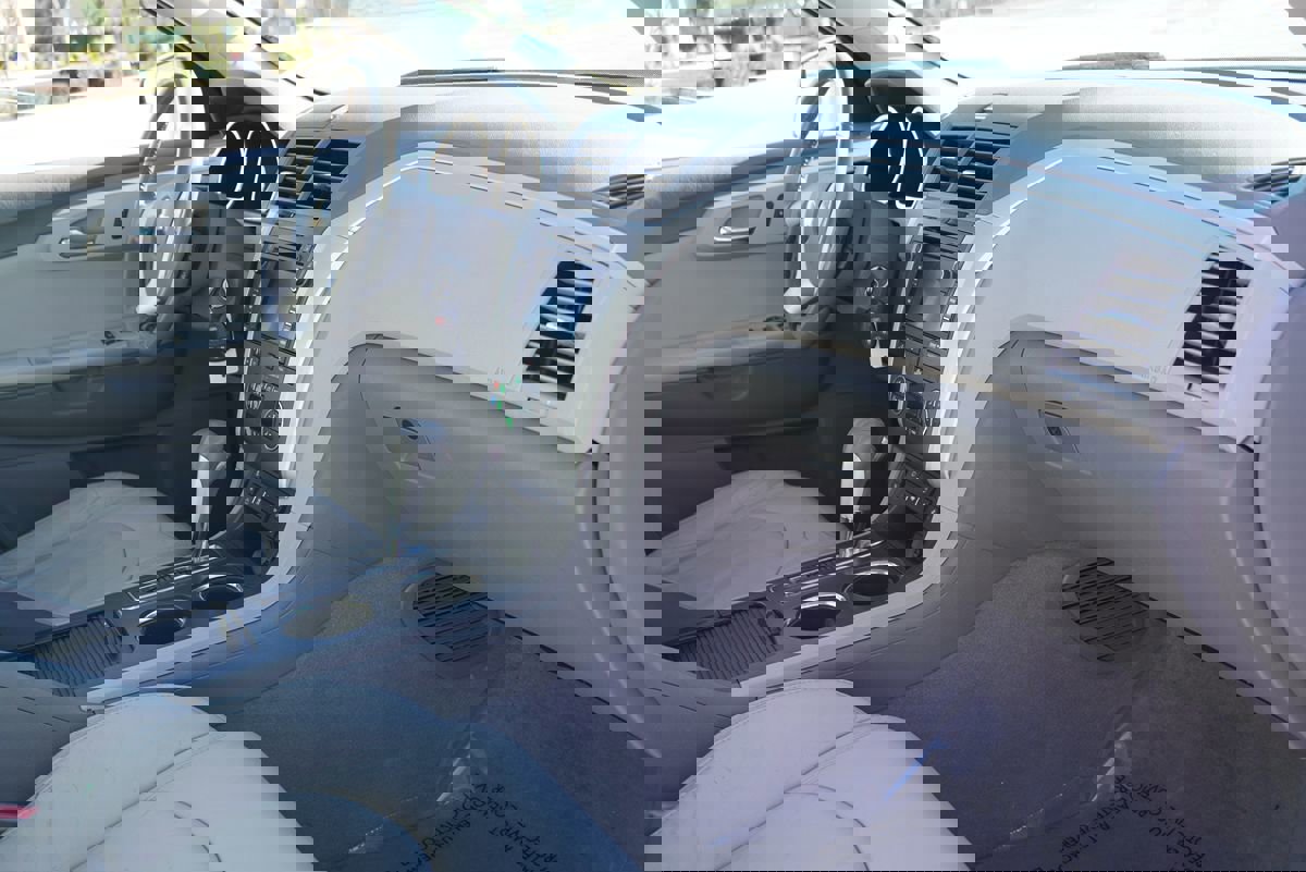 Used 2011 Chevrolet Traverse LT w/ Personal Connectivity Package image 15