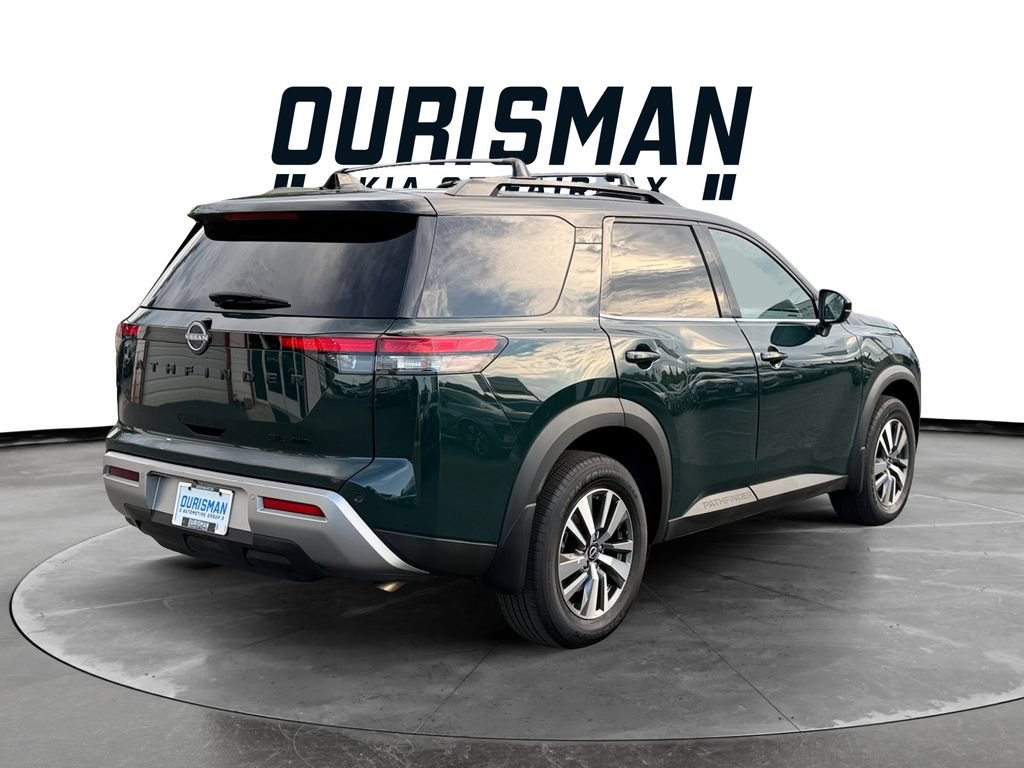 Used 2023 Nissan Pathfinder SL w/ Black Appearance Package AWD/4WD image 5