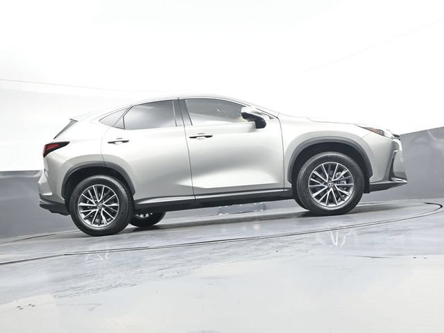 Used 2025 Lexus NX 350 AWD w/ Accessory Package (2T) image 31