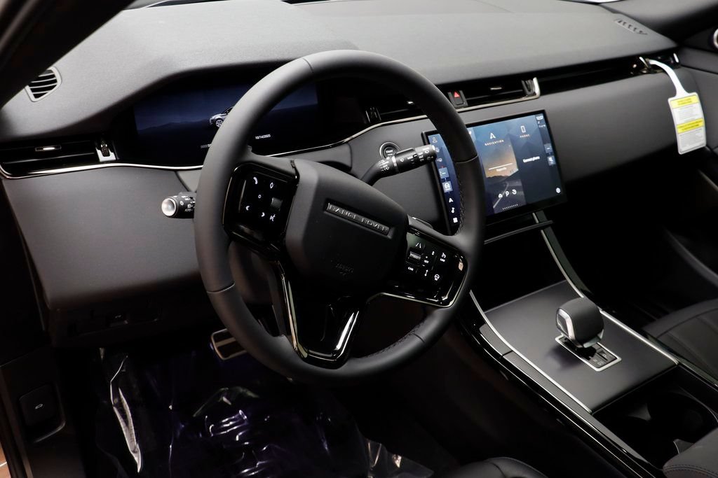New 2026 Land Rover Range Rover Evoque Dynamic SE AWD/4WD image 8