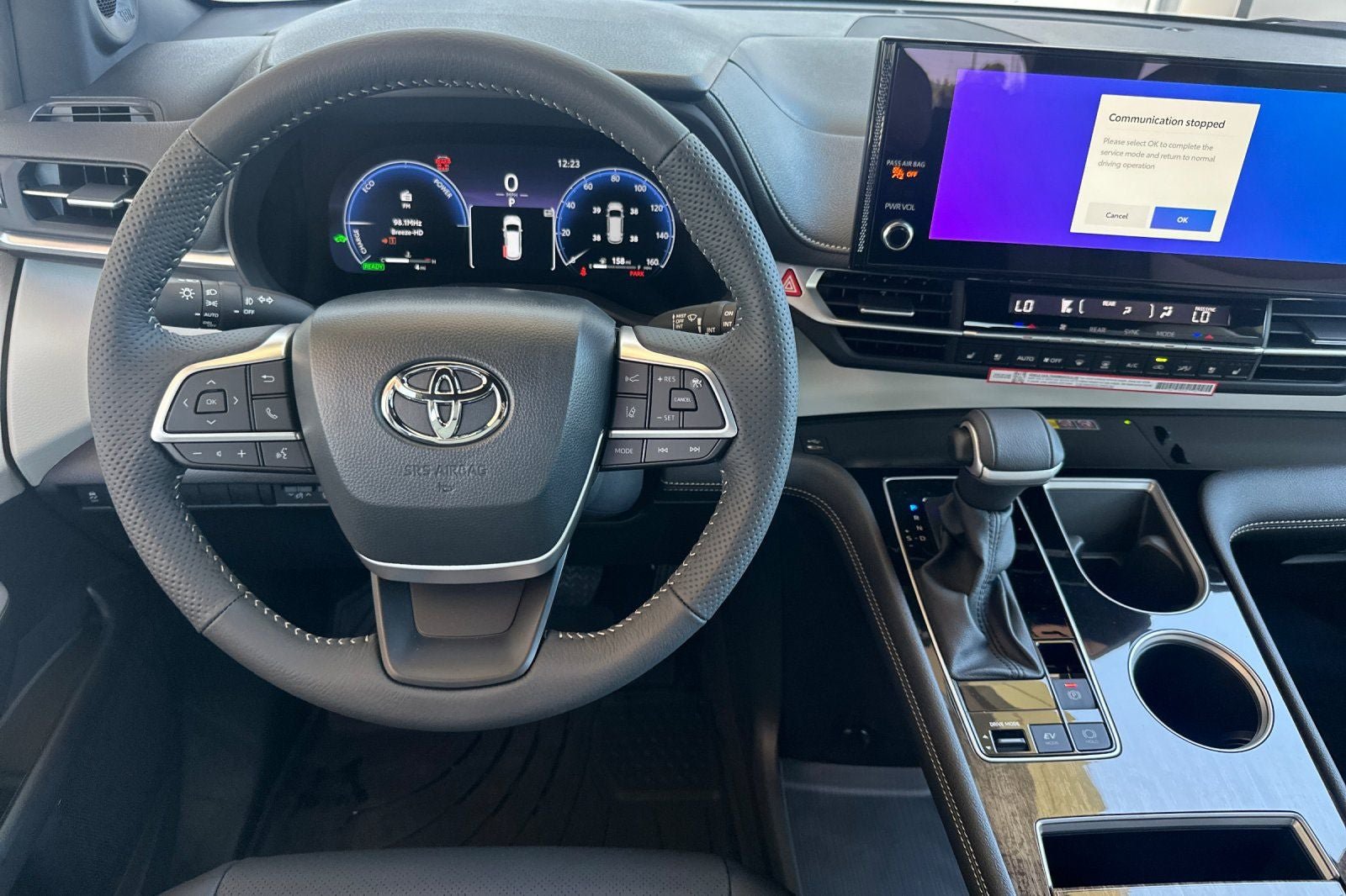 New 2026 Toyota Sienna Limited FWD image 17