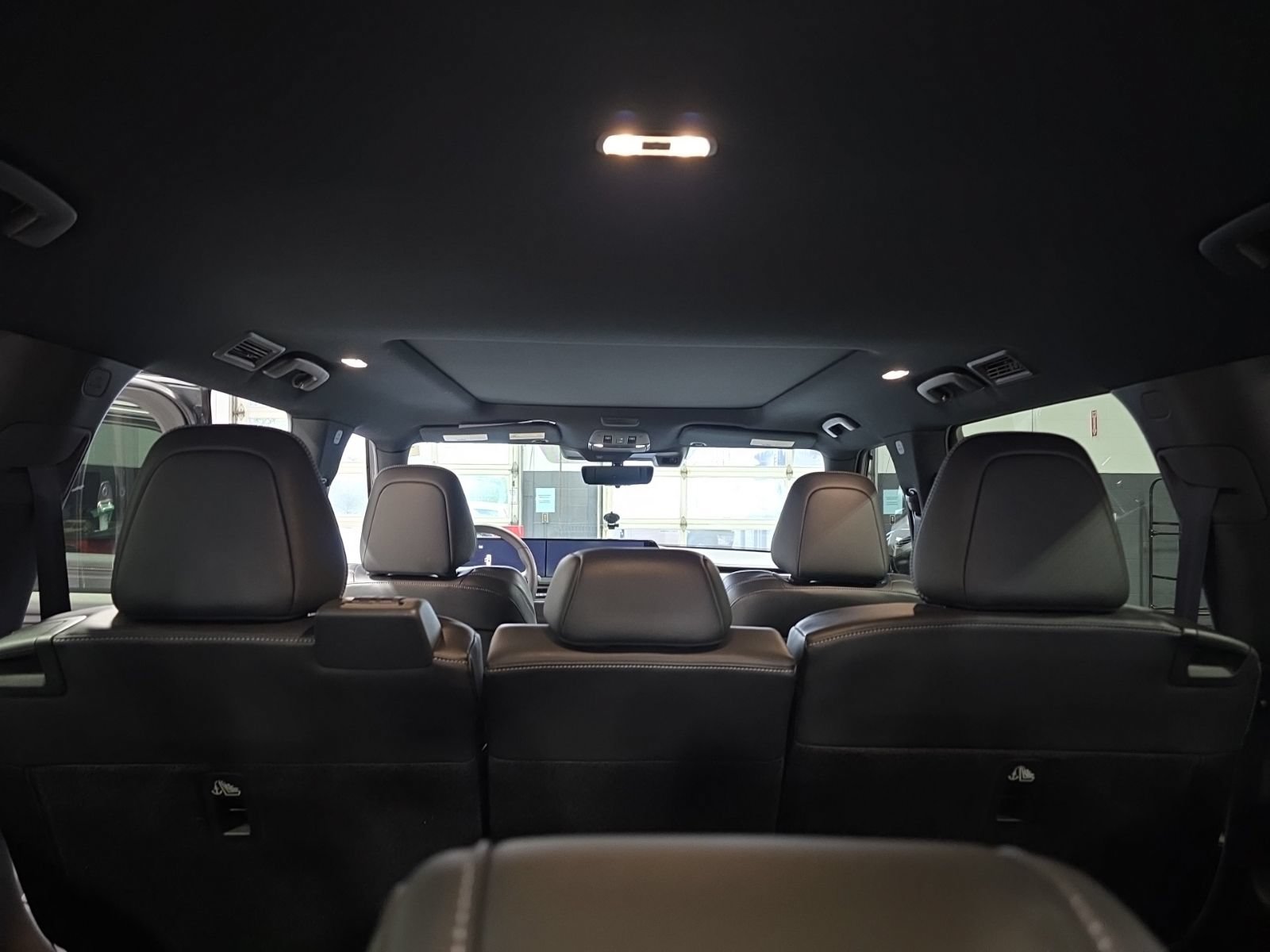 Certified 2025 Nissan Armada PRO-4X w/ Pro-4X Premium Package AWD/4WD image 28