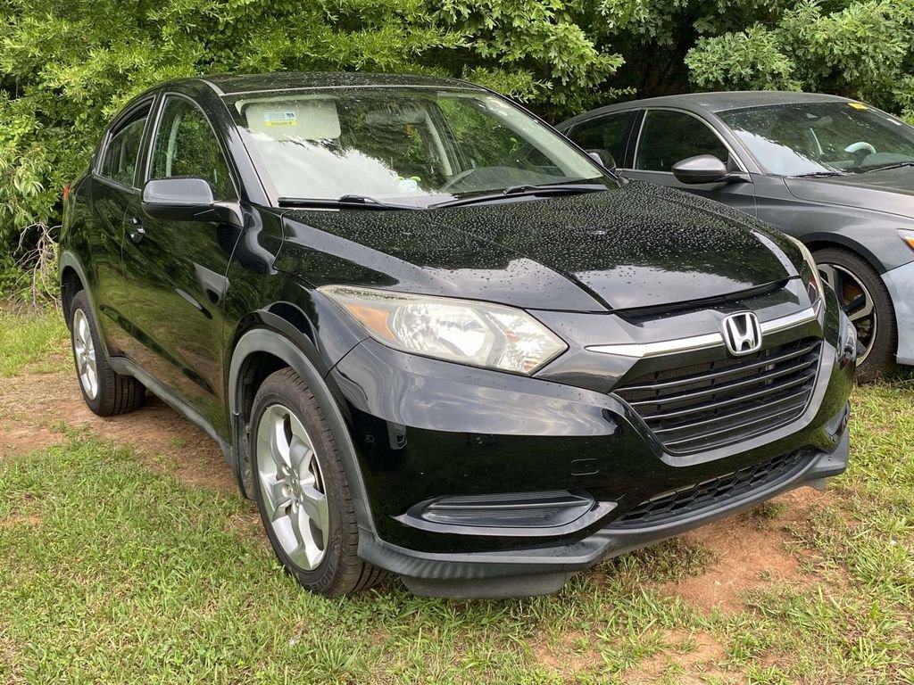 Used 2016 Honda HR-V LX image 3