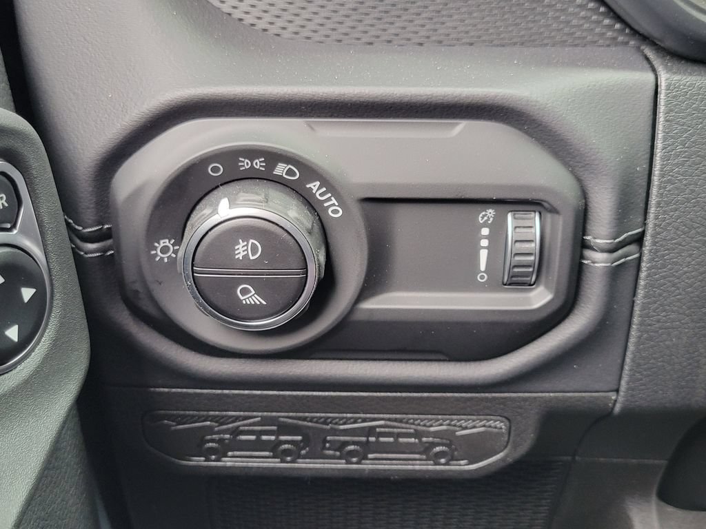 New 2026 Jeep Gladiator Rubicon AWD/4WD image 12