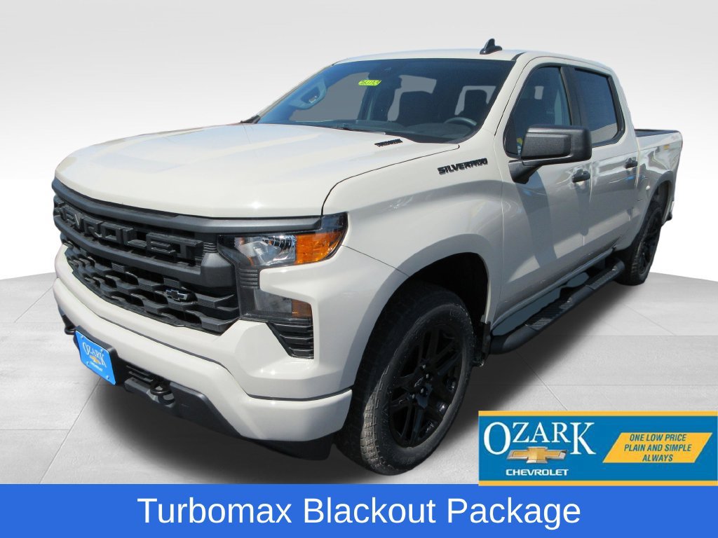 New 2026 Chevrolet Silverado 1500 Custom w/ Turbomax Blackout Package AWD/4WD 360° Tour