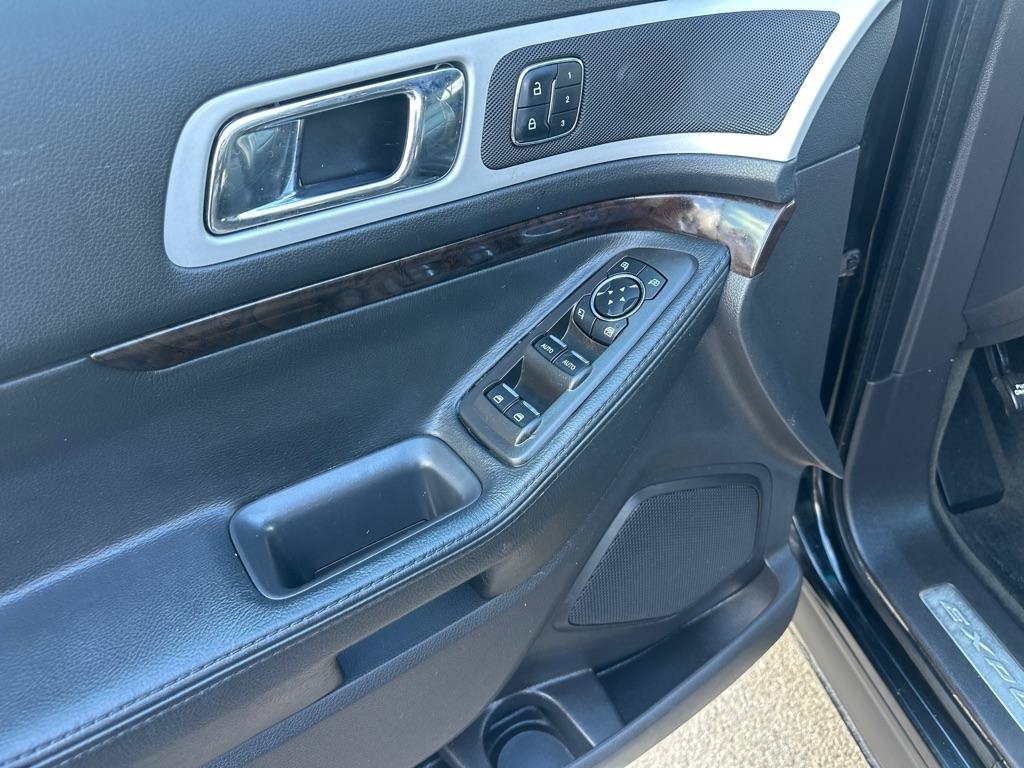 Used 2013 Ford Explorer Limited AWD/4WD image 24