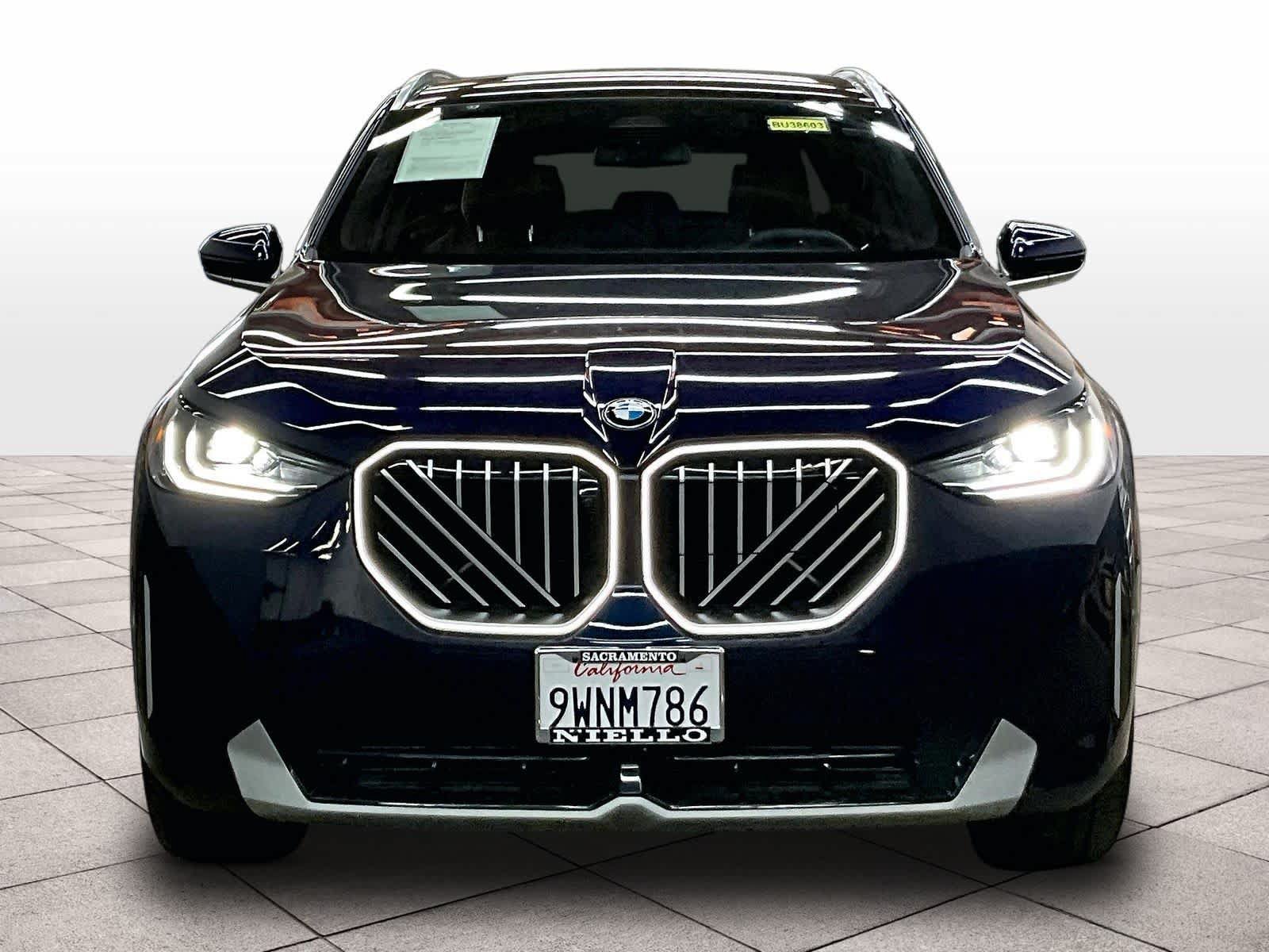 Used 2026 BMW X3 xDrive30i w/ Premium Package AWD/4WD image 3