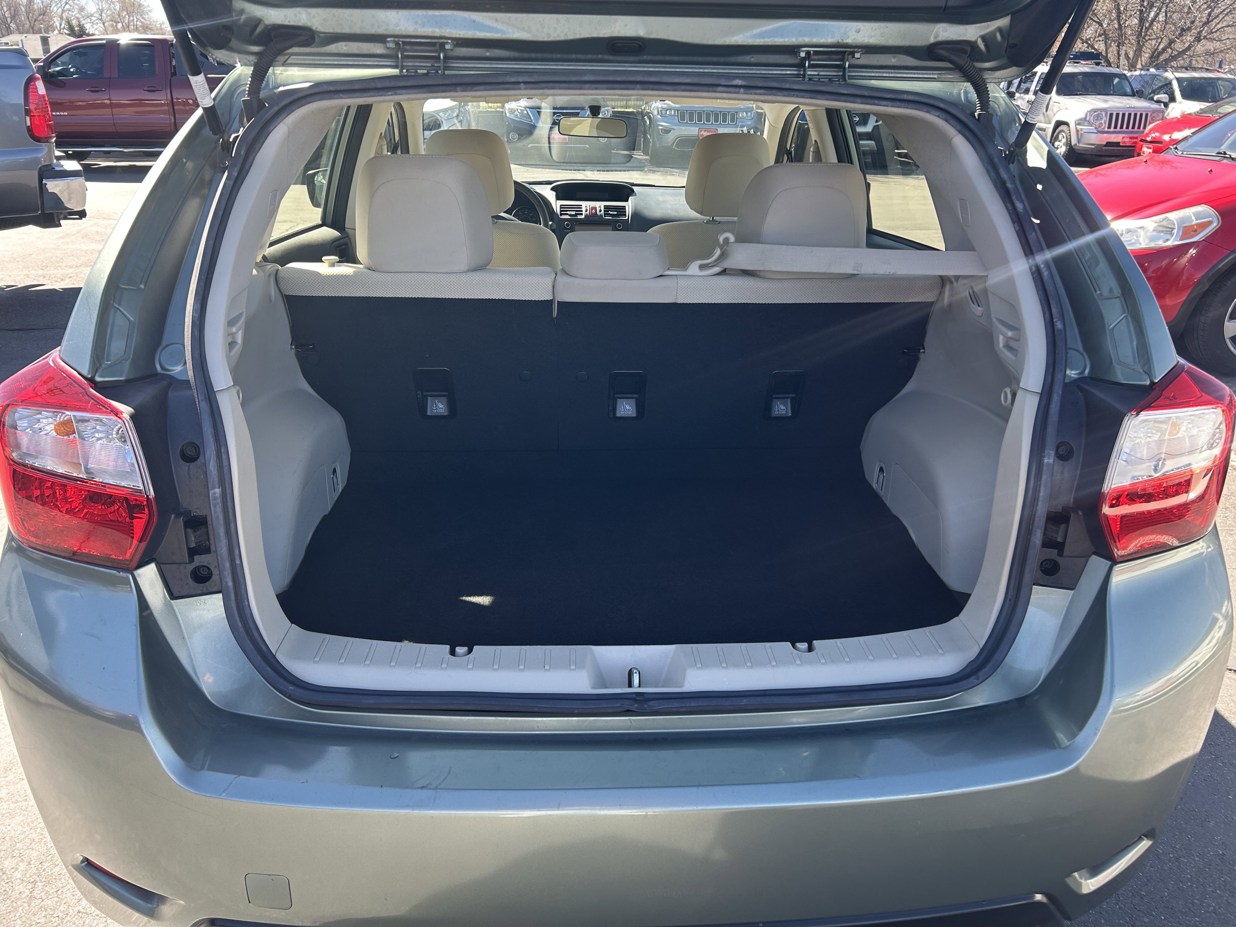 Used 2016 Subaru Impreza 2.0i AWD/4WD image 14