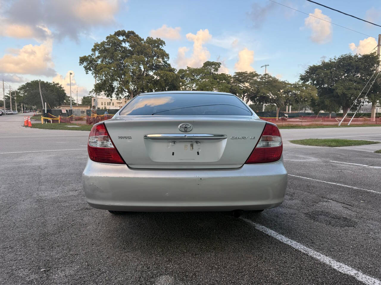 Used 2004 Toyota Camry LE FWD image 8