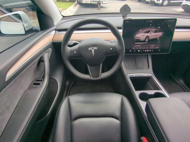 Used 2023 Tesla Model Y Long Range AWD/4WD image 19