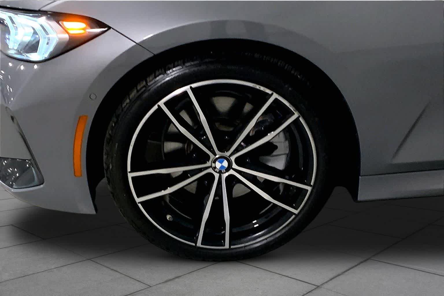Certified 2023 BMW 330i xDrive Sedan w/ M Sport Package AWD/4WD image 10