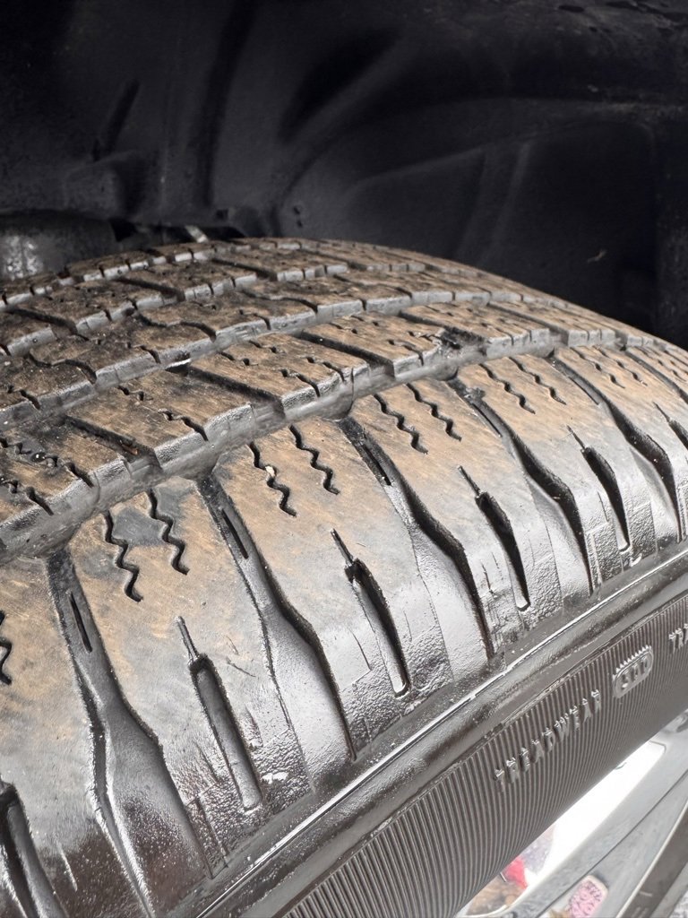 Used 2024 RAM 1500 Classic SLT image 32