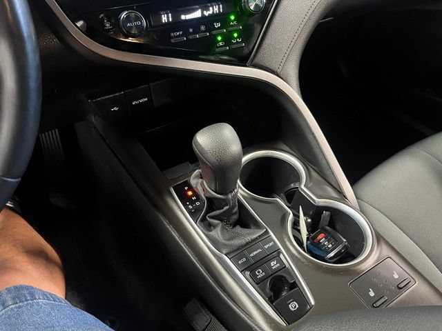 Used 2022 Toyota Camry LE w/ Cold Weather Package FWD image 29