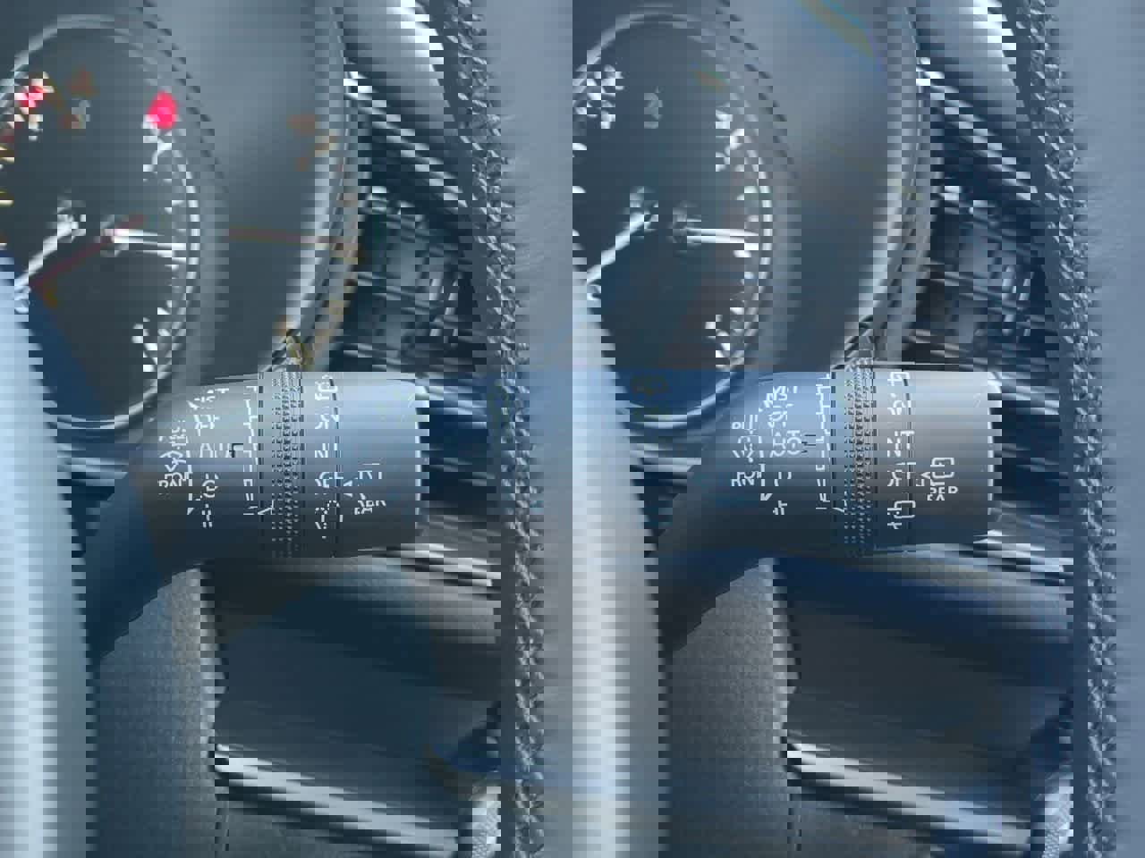 New 2025 MAZDA CX-30 AWD 2.5 S w/ Select Sport Pkg image 23