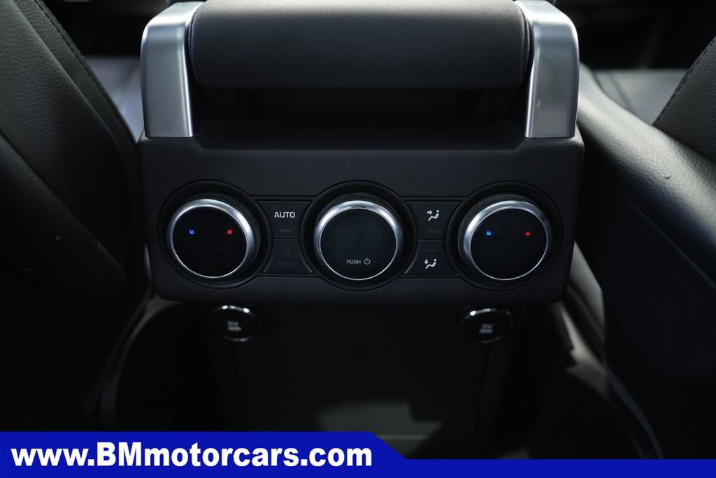 Used 2019 Land Rover Discovery HSE AWD/4WD image 44