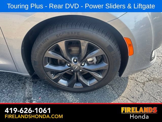 Used 2019 Chrysler Pacifica Touring Plus w/ S Appearance Package FWD image 42