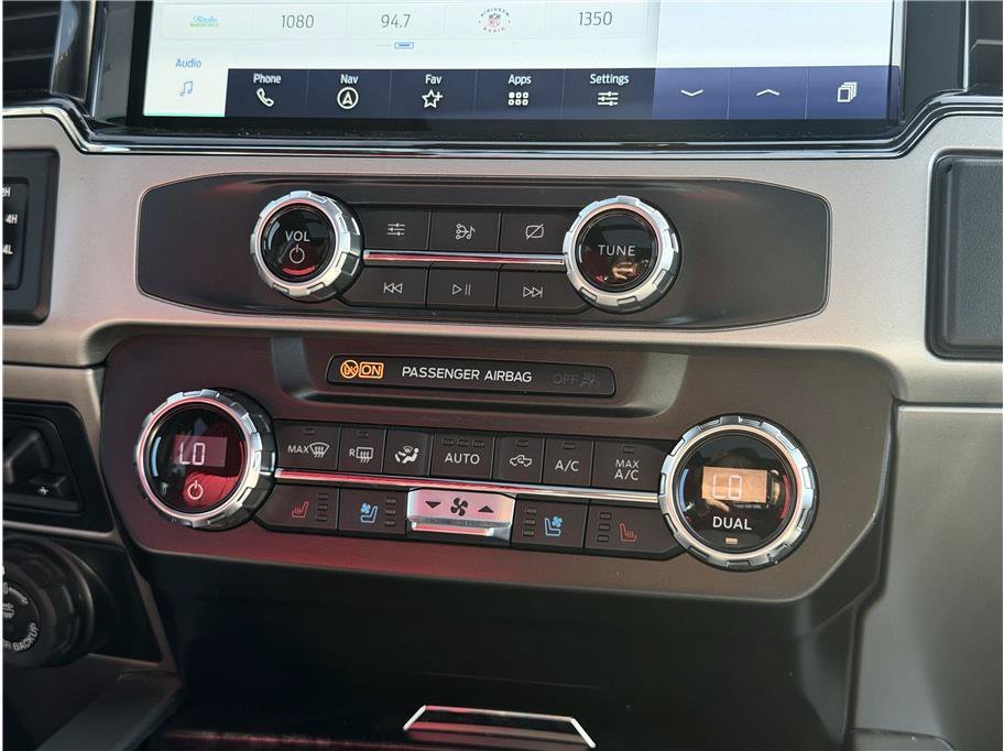 Used 2022 Ford F250 Lariat w/ Tremor Off-Road Package AWD/4WD image 18