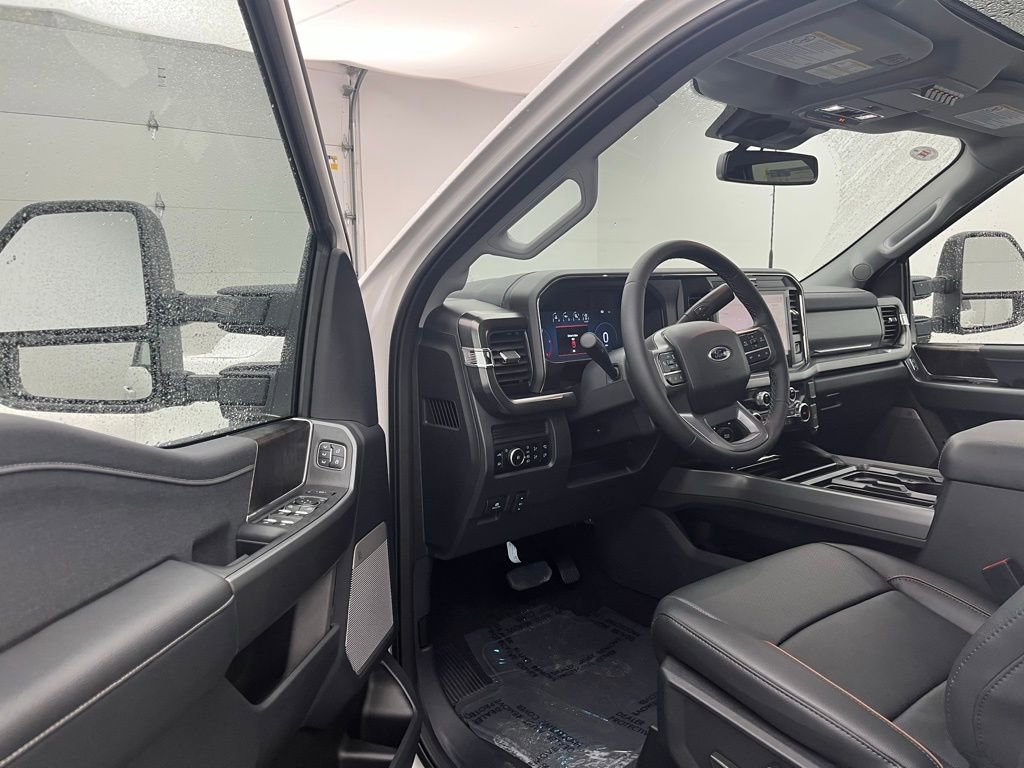 New 2026 Ford F350 Lariat w/ Black Appearance Package image 17
